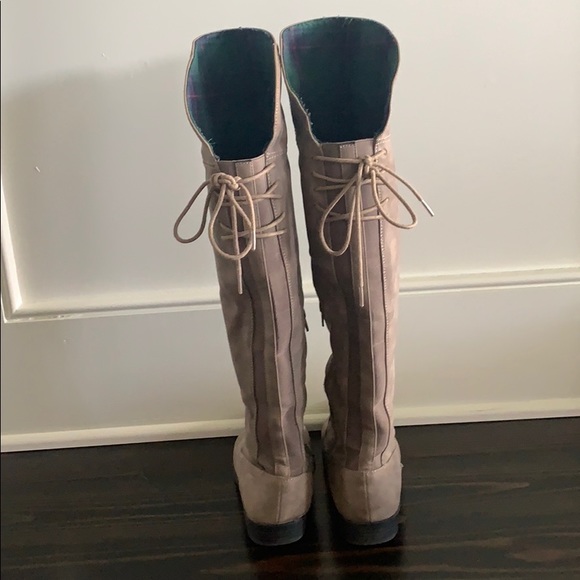 ⚠️SOLD⚠️ Knee Hight Boots with Plaid - Picture 4 of 7